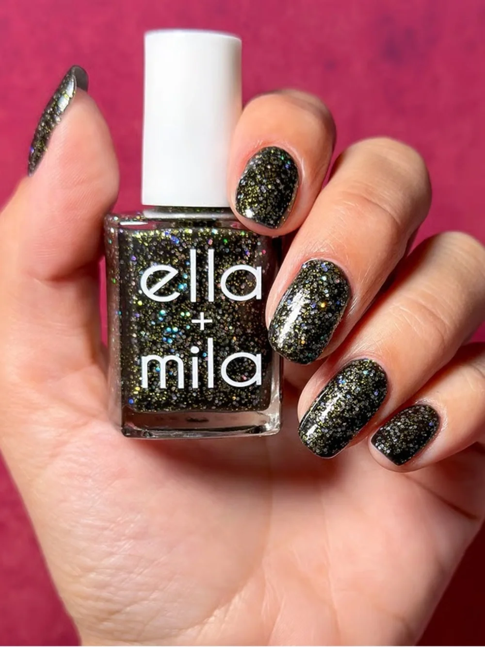 NEW Ella + Mila Descendants: Wicked Wonderland Set